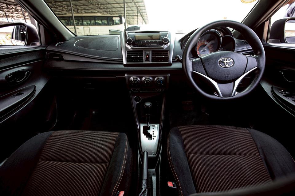 Toyota Yaris 1.2E ปี 2014 สีดำ รูปที่ 17