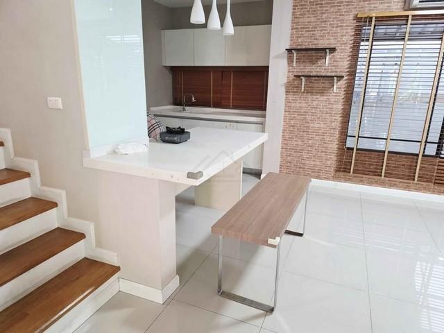 ให้เช่าบ้านเดี่ยว 2 ชั้น 6 ห้องนอน หมู่บ้านมัณฑนา เลค วัชรพล สุขาภิบาล 5 สายไหม 56 โซนทะเลสาบ (Charming Zone) 3