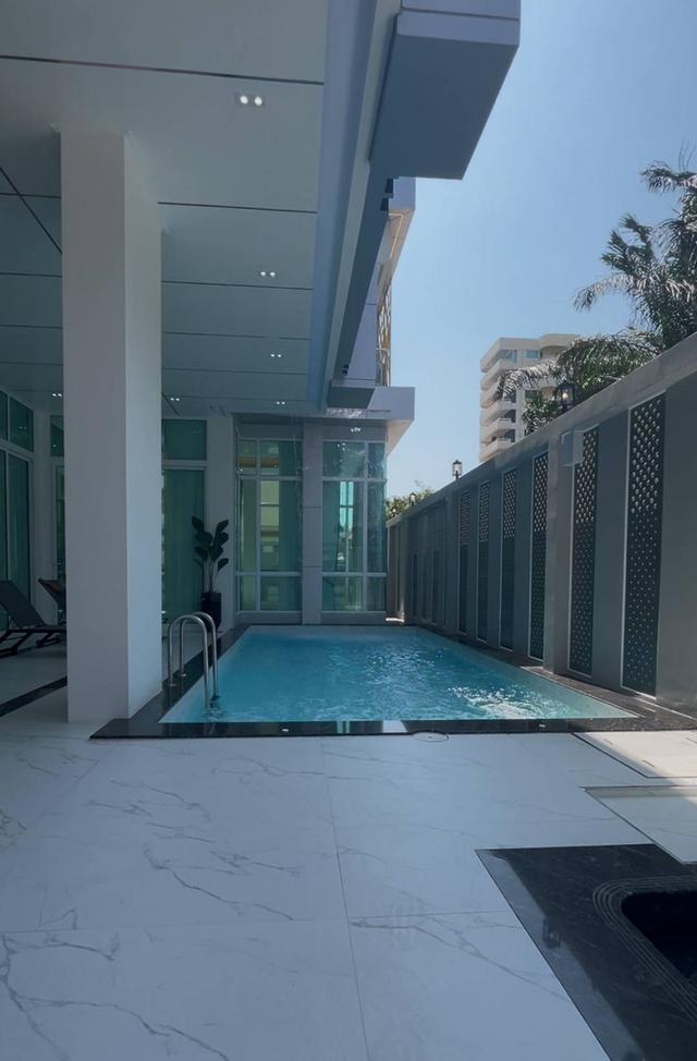Luxury Villa Near Jomtien Beach  4