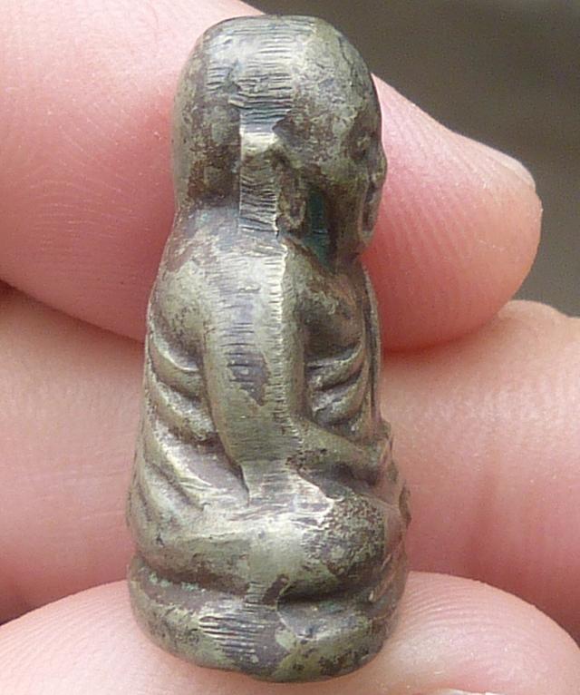 พระกริ่งหลวงพ่อเงิน ปี 15 รูปที่ 5