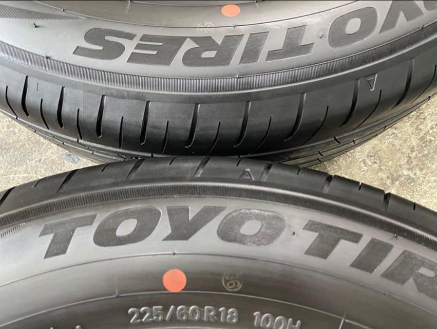 ยางถอดป้ายแดงขอบ 18 ยี่ห้อ TOYO TIRES 4