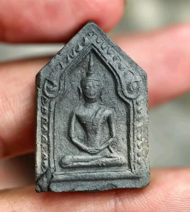 พระขุนแผนเก่า 1