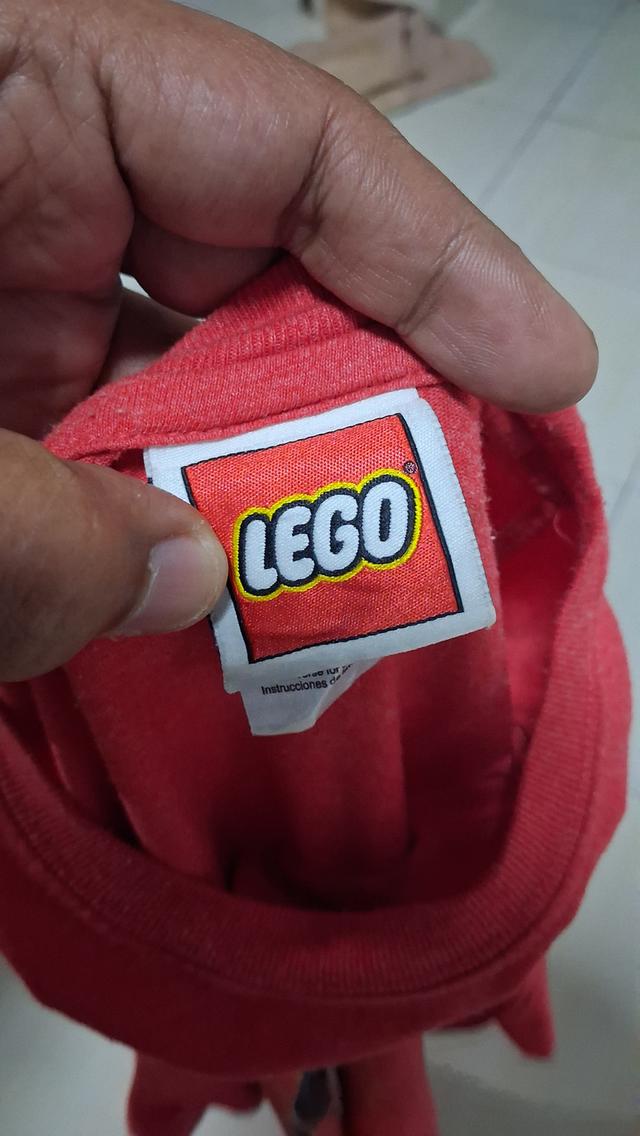 เสื้อยืดวินเทจมือสอง สีแดงลาย LEGO Ninjago พิมพ์ลายตัวละครเลโก้นินจาพร้อมข้อความ "They said I could become anything รูปที่ 3