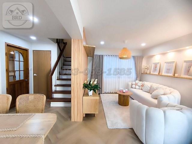 สุดคุ้ม รีโนเวทให้ ตกแต่งพร้อมเข้าอยู่ สถานีรถไฟฟ้าหน้าหมู่บ้าน ลาดพร้าว 115 ขาย 12 ล้าน ลาดพร้าว กรุงเทพมหานคร 2