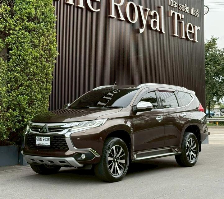 Pajero 2.4 GT Premium NAVI 4WD ปี2017 สีน้ำตาล ดีเซล