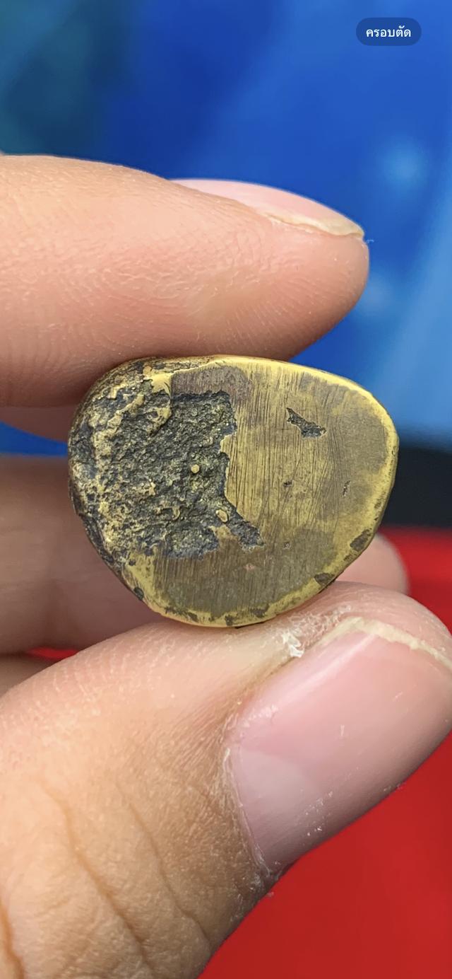 รูปหล่อหลวงพ่อเงิน ไม่รู้พิมเนื้อเหลืองอมเขียว 5