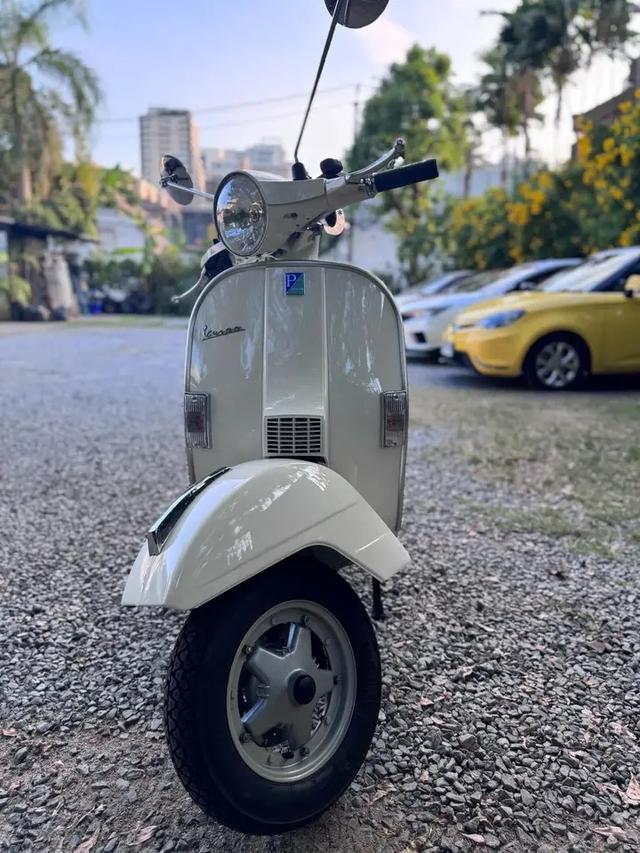 มอเตอร์ไซค์ราคาเบาๆ  Vespa PX 125