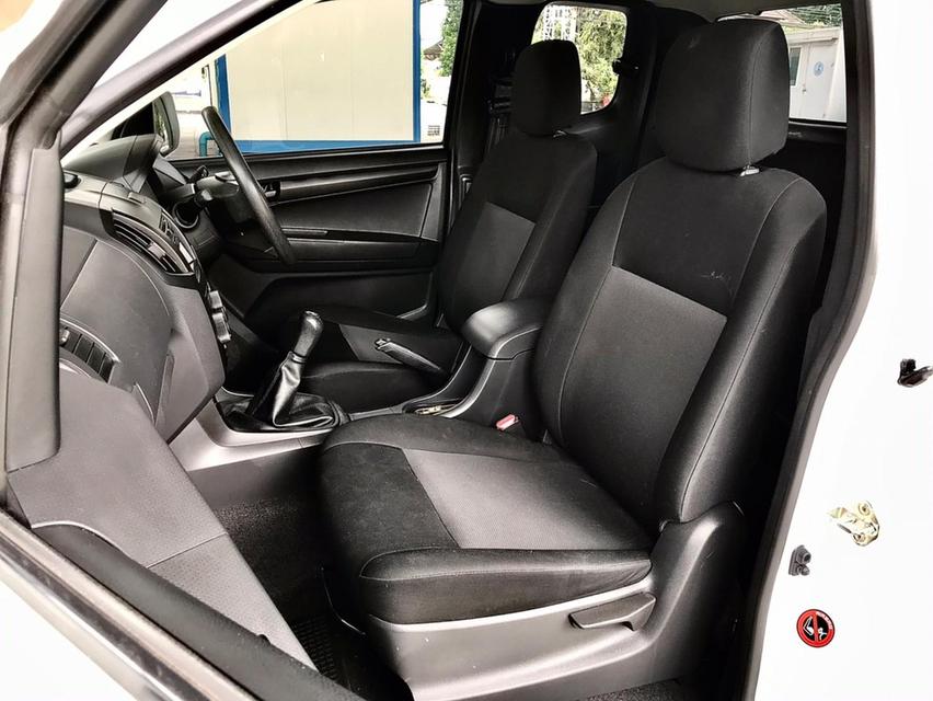 2017 ISIZU  D-MAX 1.9 SPACE CAB 12