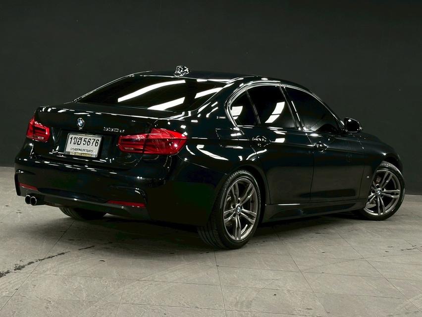 BMW 330e m sport ปี 2017 9