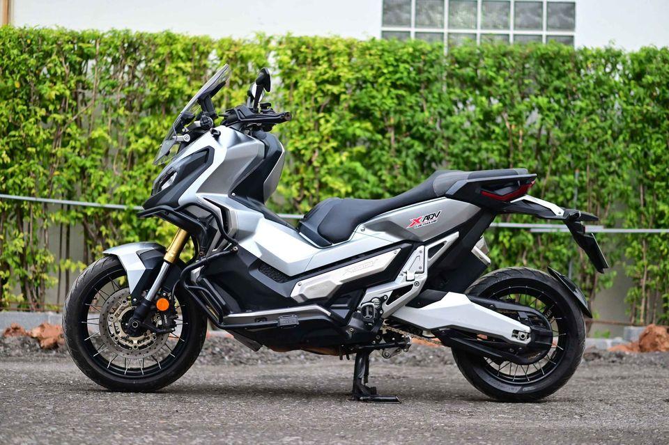 ขาย Honda X-Adv 750 จดทะเบียนปี 19 3