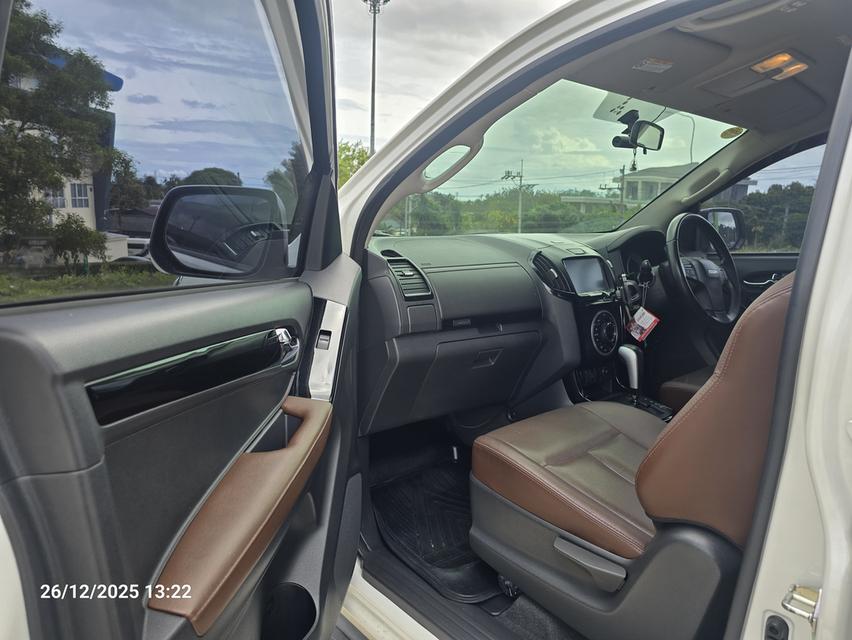 Izusu D-Max 4 ประตู Z-Prestige 3.0 ปี2019 16