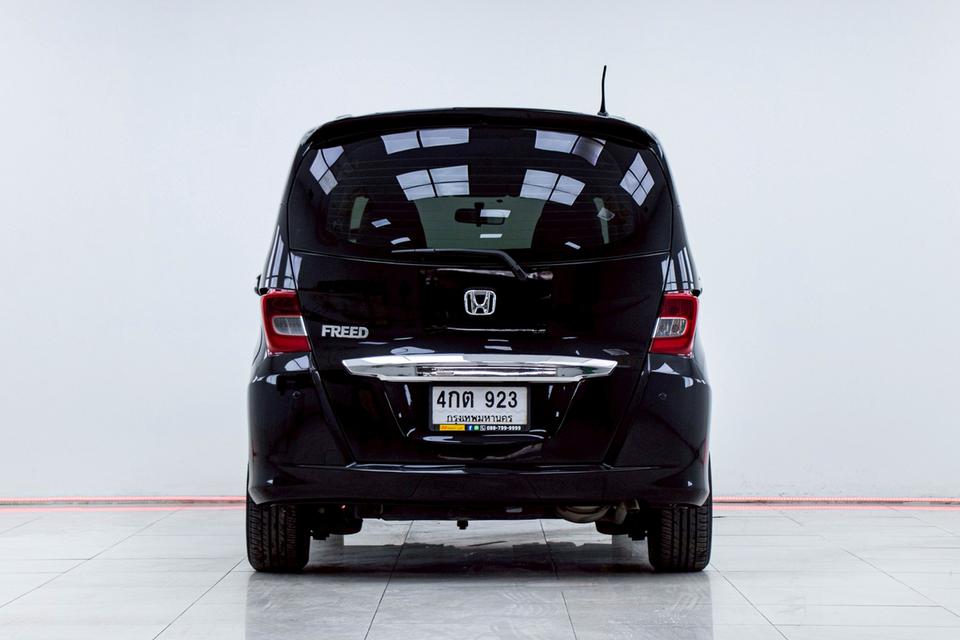 HONDA FREED 1.5 E LPG 2015  4