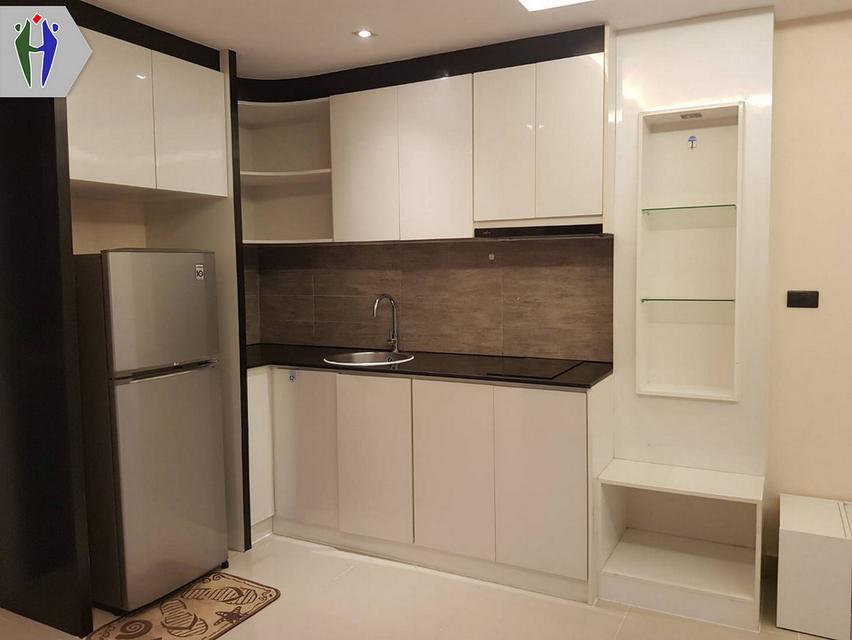 คอนโดเดอะบลูเรสซิเด้น 1 ห้องนอน พัทยาใต้ ห้องว่าง เดือนมีนาคม 2026 •	ขนาด 38 ตารางเมตร  1 ห้องนอน 1 ห้องน้ำ  •	2 แอร์, ตู้เย็น, ที่นอน. •	บิ๊วอินครัวย 3