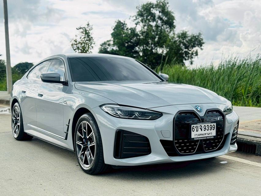 i4 Coupé 2