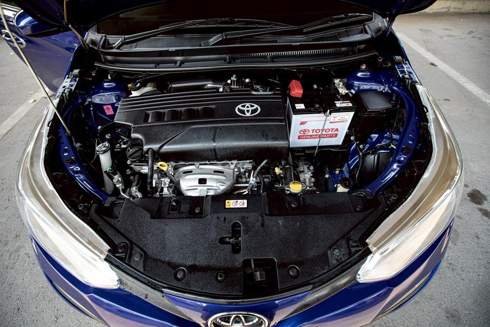 ขาย Toyota Yaris Ativ 1.2E ปี18 16