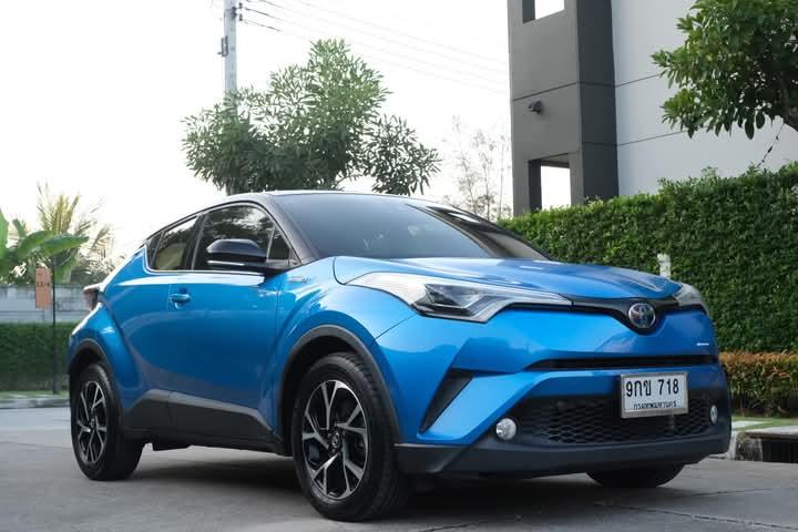 รีบขาย Toyota CHR 3