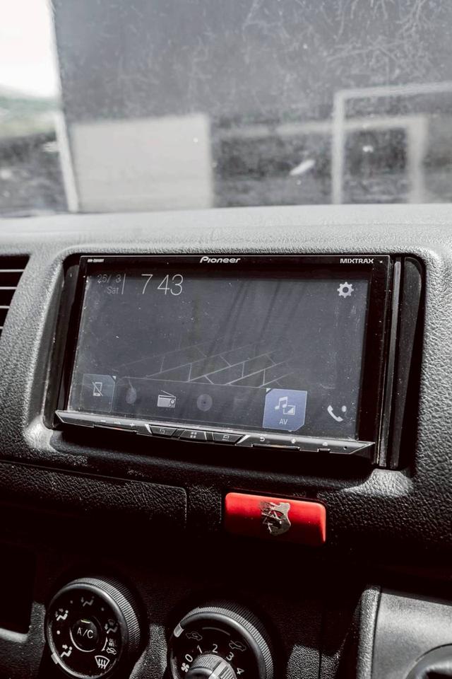 รหัสรถ 67GG1658 Toyota Hiace 2018 (ป้ายฟ้าแท้) 11