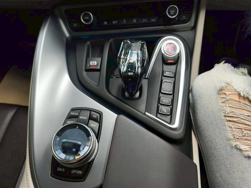 รหัสรถ KPV1648 2016 BMW i8 1.5 HYBRID Pure Impulse 11