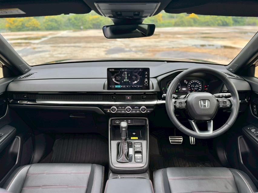Honda CR-V e:HEV RS 4WD ปี 2024 ไมล์ 5x,xxx km 14
