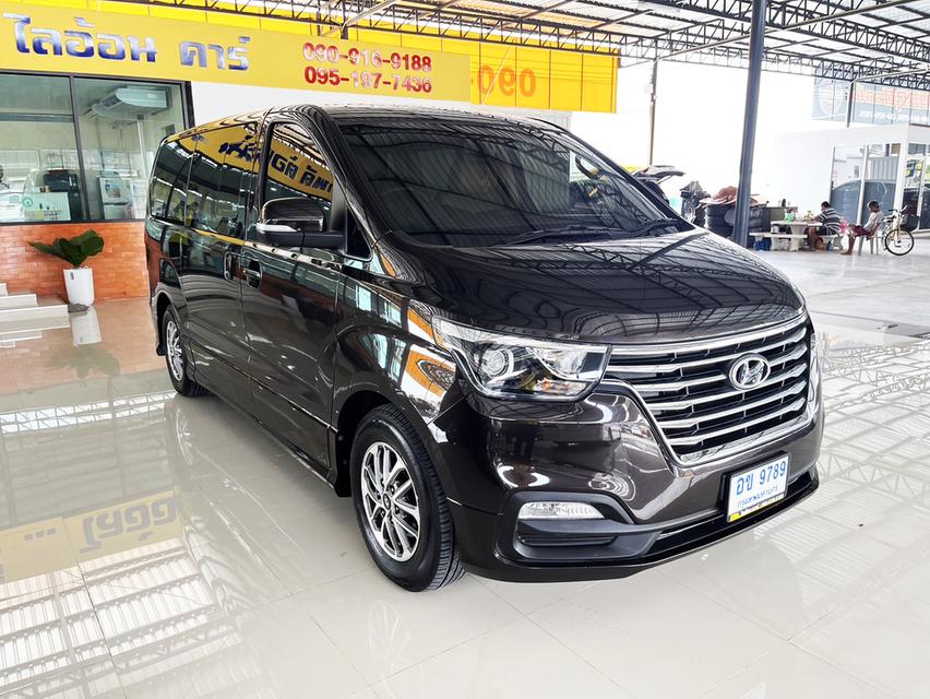 Hyundai H-1 2.5 Deluxe (ปี 2019) Wagon AT รถสวย สภาพดี ราคาถูก ไมล์น้อย ฟรีดาวน์ รถมือสอง  รุ่นท๊อป 11 ที่นั่ง  3
