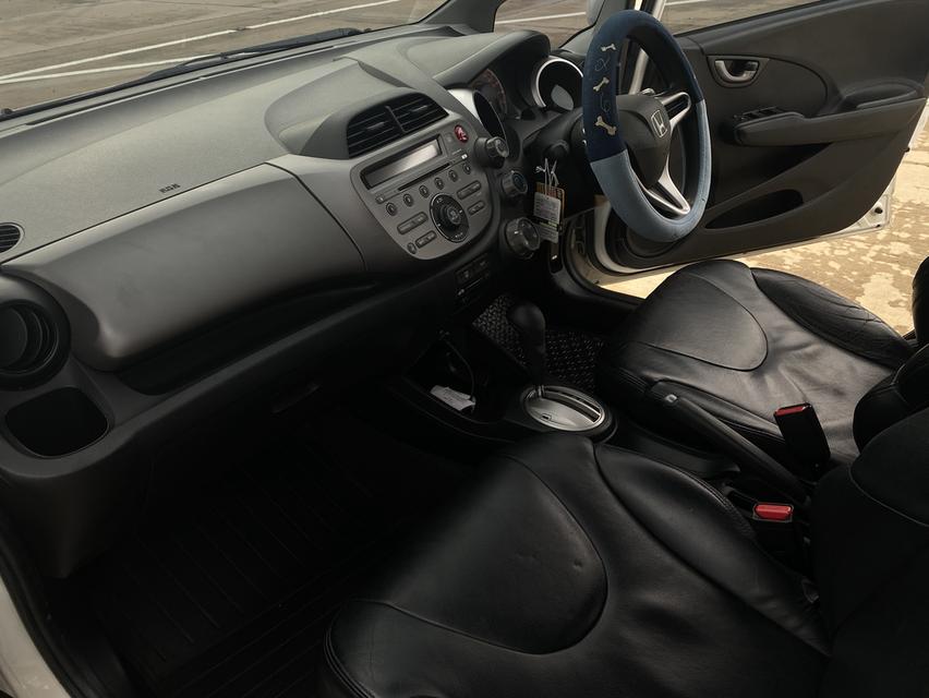 Honda Jazz GE 2010  ไมล์แท้  9