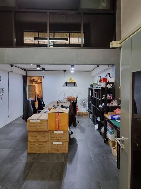 ให้เช่าโฮมออฟฟิศ 3 ชั้น 123 ตรม. ถนนบำรุงเมือง รีโนเวทใหม่ รองรับพนักงานได้ 25 คน ใกล้ MRT สามยอด 3
