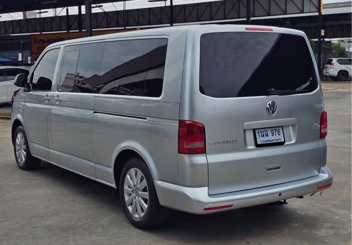 Volkswagen Caravelle ปี 2013 4