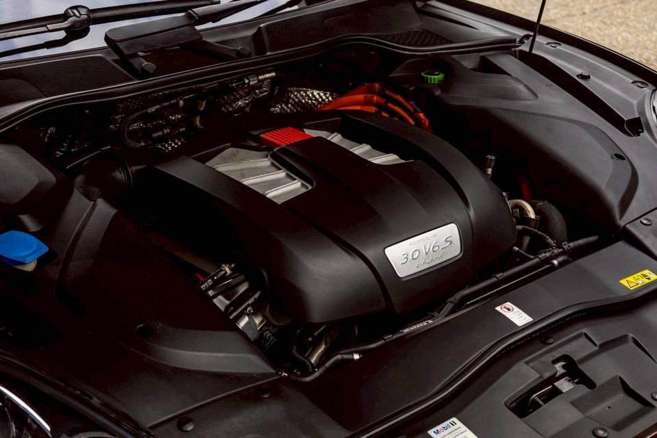 รหัสรถ PR1277 Porsche Cayenne S E-Hybrid Platinium Edition Package (2017) 15