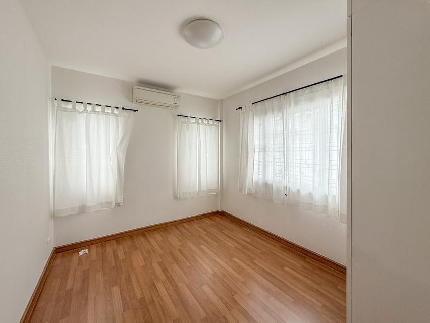 ขายบ้านแฝดมือสองนนทบุรี โครงการ ชวนชื่น พระราม7-สิรินธร (Chuanchuen Rama 7-Sirindhorn) เนื้อที่ 36 ตร.ว. ใกล้รถไฟฟ้าสายสีแดงสถานีบางบำหรุ 10