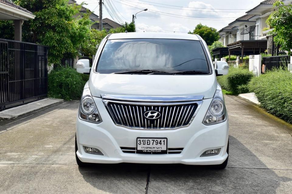 Hyundai Grand Starex 2.5Vip ปี12