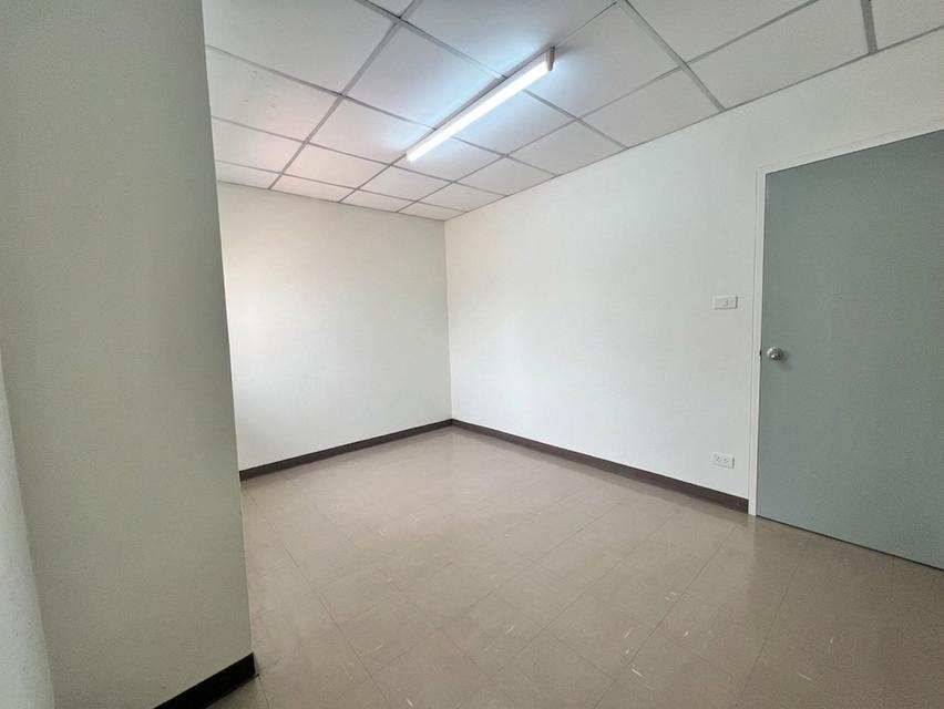 ขายทาวน์โฮม หมู่บ้านเอื่ออาทร 7/3 ลำลูกกาคลอง7 799,000 บาท 16