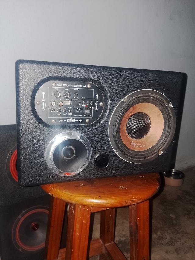 เครื่องเล่นลำโพงบลูทูธ