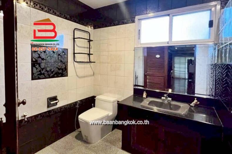 บ้านเดี่ยว หมู่บ้านชลลดา (ซ.สายไหม34) เนื้อที่ 186.1 ตรว. ใกล้ตลาดเอซีสายไหม ถนนพหลโยธิน แขวงสายไหม เขตสายไหม 12