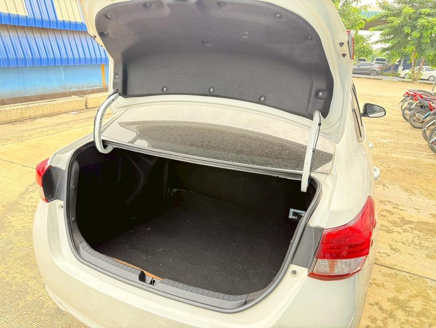 รถ Toyota Yaris มือสองปี 2019 รูปที่ 10