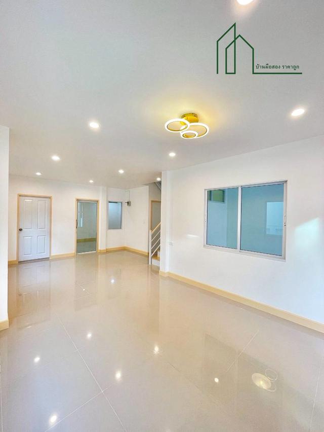 ทาวน์เฮ้าส์ 2 ชั้น หมู่บ้านบัวทองธานี เฟส 18 หลังมุม รีโนเวทใหม่  7