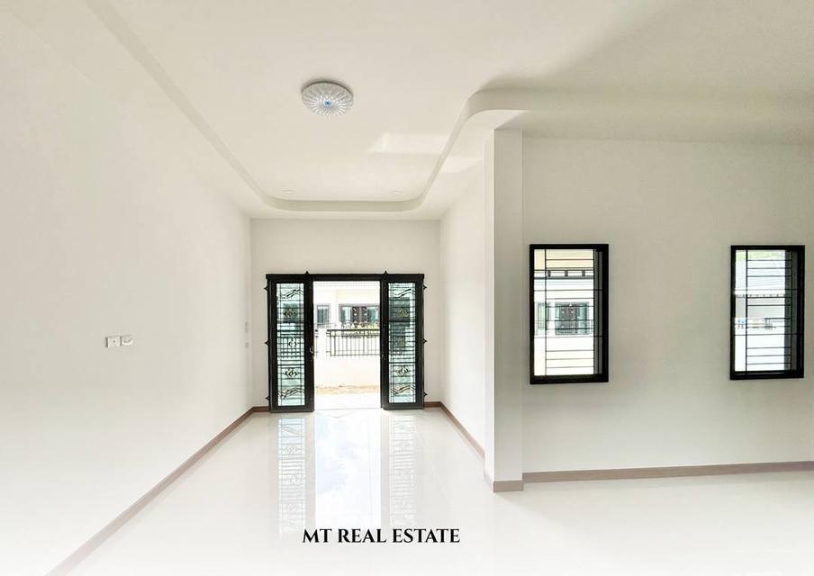 ทาวน์เฮ้าส์/บ้านเดี่ยว 9