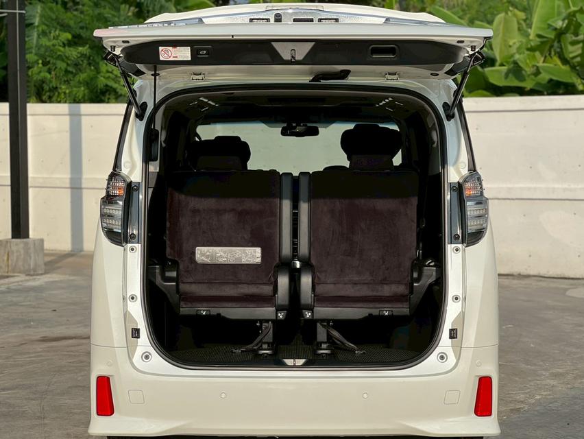 ปี 2016 TOYOTA VELLFIRE, 2.5 โฉม ปี15-23 เกียร์ออโต้ เครื่องเบนซิน ตัวท็อปสุดพร้อมใช้สุด คู่มือ+บุ๊คเซอร์วิสครบ 16