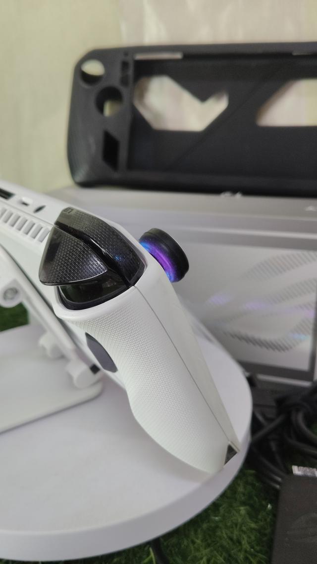 Asus Rog ally z1 Xtremeครบกล่องสวยๆ รูปที่ 6