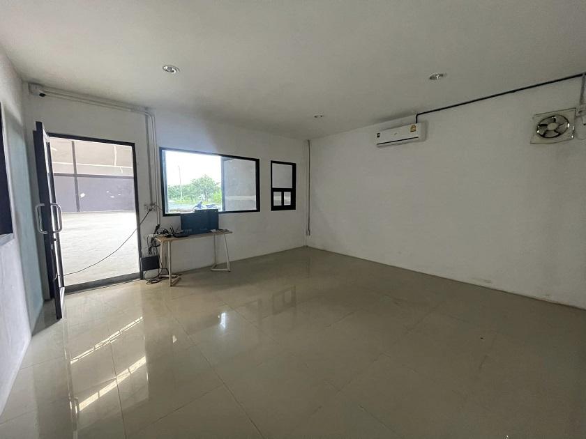 #ให้เช่าโกดังเขตลาดกระบัง ถนนพัฒนาชนบท4 ขนาด 375 ตารางเมตร ทำเลดีมาก ใกล้สนามบินสุวรรณภูมิเพียง 15 นาที 7