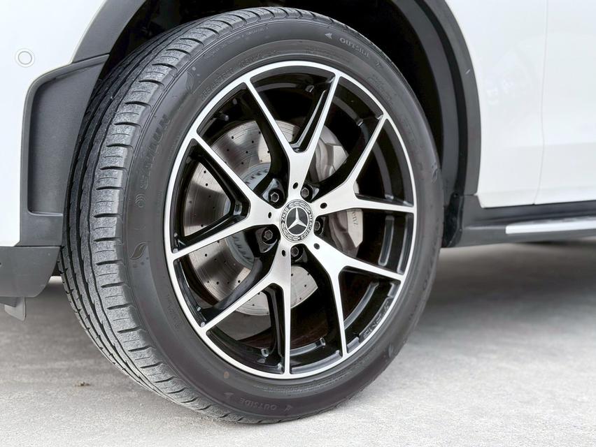 BENZ GLC 300e AMG DYNAMIC ปี 2020 17