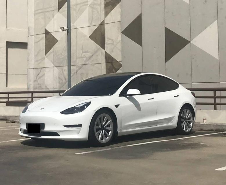 Tesla Model 3 Long Range AWD ปี 2021 รถสภาพดี 4