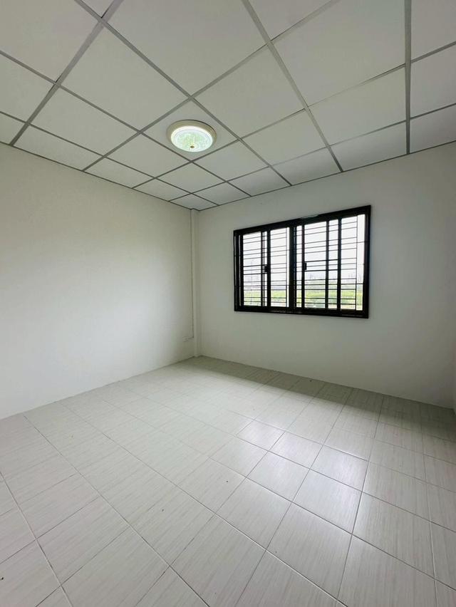 ขายทาวน์เฮ้าส์ 2 ชั้น หมู่บ้านออมธนา ไทรน้อย นนทบุรี 3