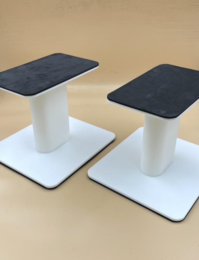 ขาตั้งลำโพงตั้งโต๊ะ สีขาว