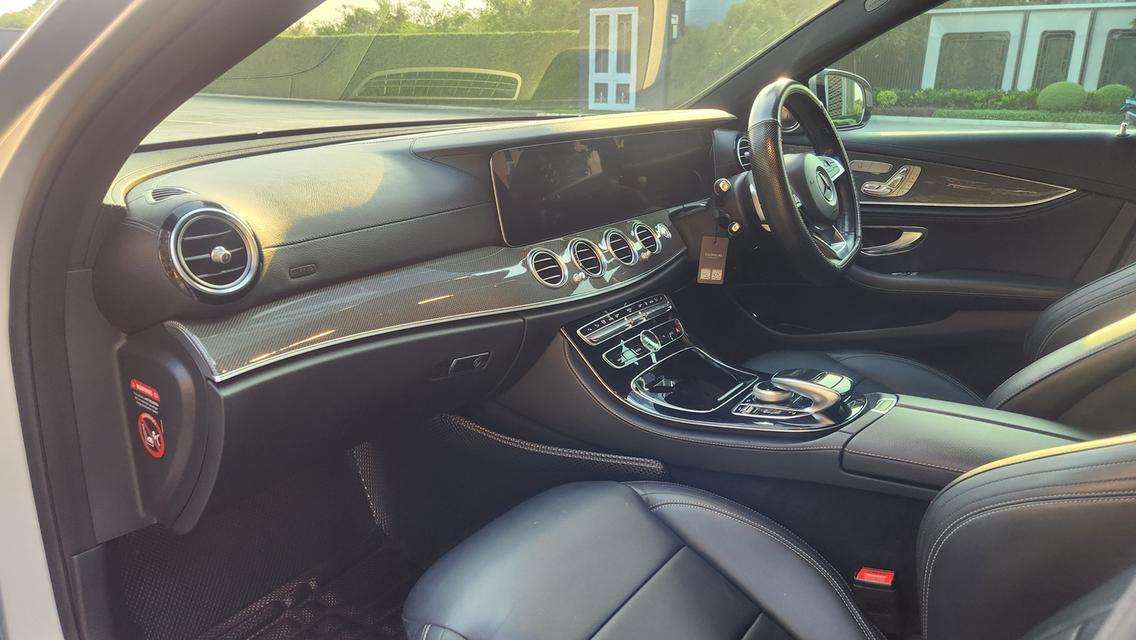 เจ้าของรถขายเอง Benz E350e 2018 ไมล์ 56,000 จดทะเบียนปี 2020 รถใหม่ ภายในใหม่ รูปที่ 9