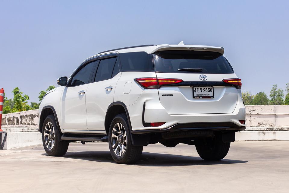 TOYOTA Fortuner 2.4 Leader G 6A/T ปี 2023 รูปที่ 6