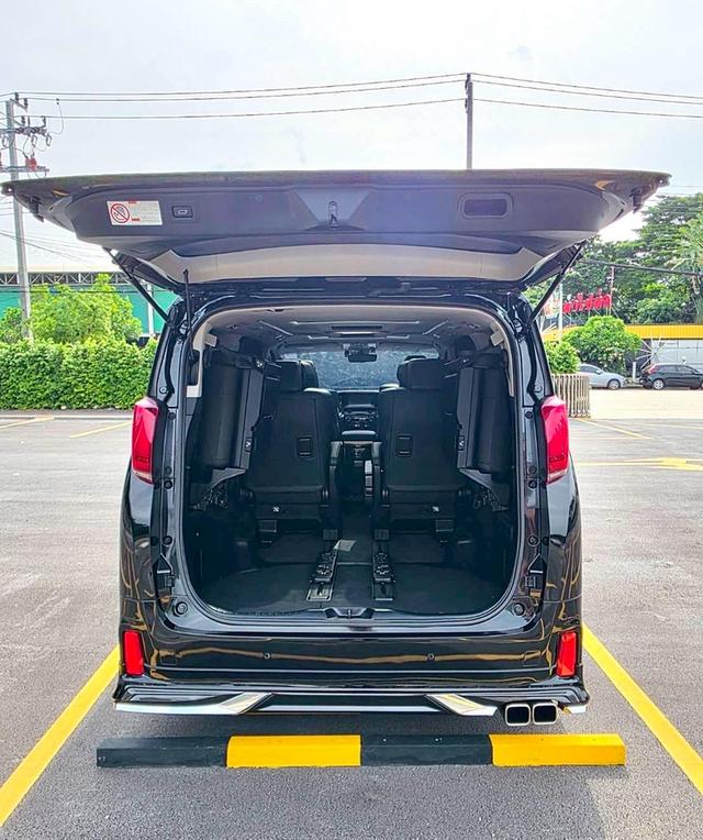 Toyota ALPHARD 2.5SC PACKAGE สีดำ ปี 2022 ไมล์ 55,000 กม.  7