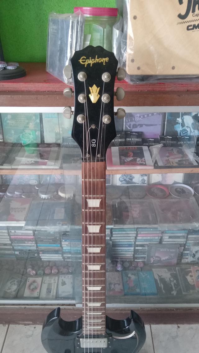 Epiphone sg400 สวยๆ เล่นน้อย