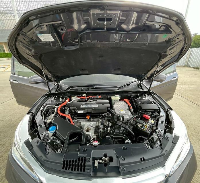 รหัสรถ AP3434 Honda Accord 2.0 HYBRID ปี 2017 สีเทา 20