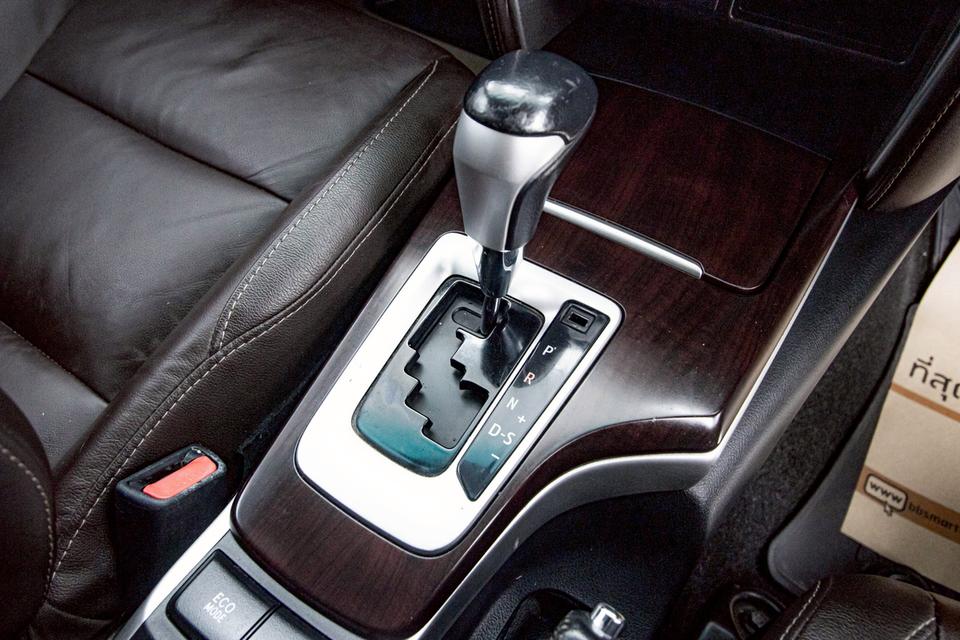 รหัสรถ 1D611 FORTUNER 2.4 V 2018 9