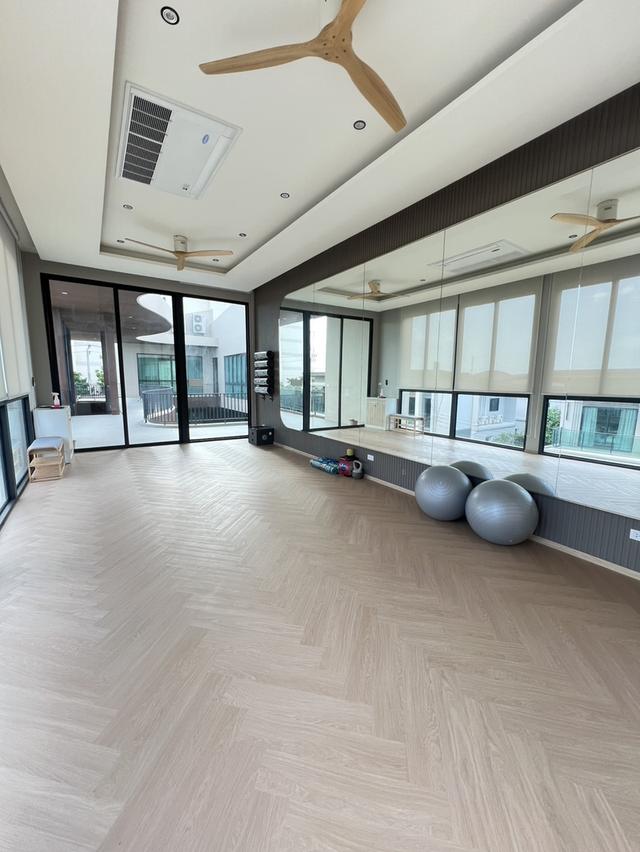 บ้านเดี่ยว ติดถนน ใกล้ทางด่วนเพียง 400 เมตร 4 ห้องนอน 4 ห้องน้ำ 3 ที่จอดรถ ราคราเริ่มต้น 8.99 ล้านบาท 10
